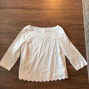 Vineyard vines scalloped blouse